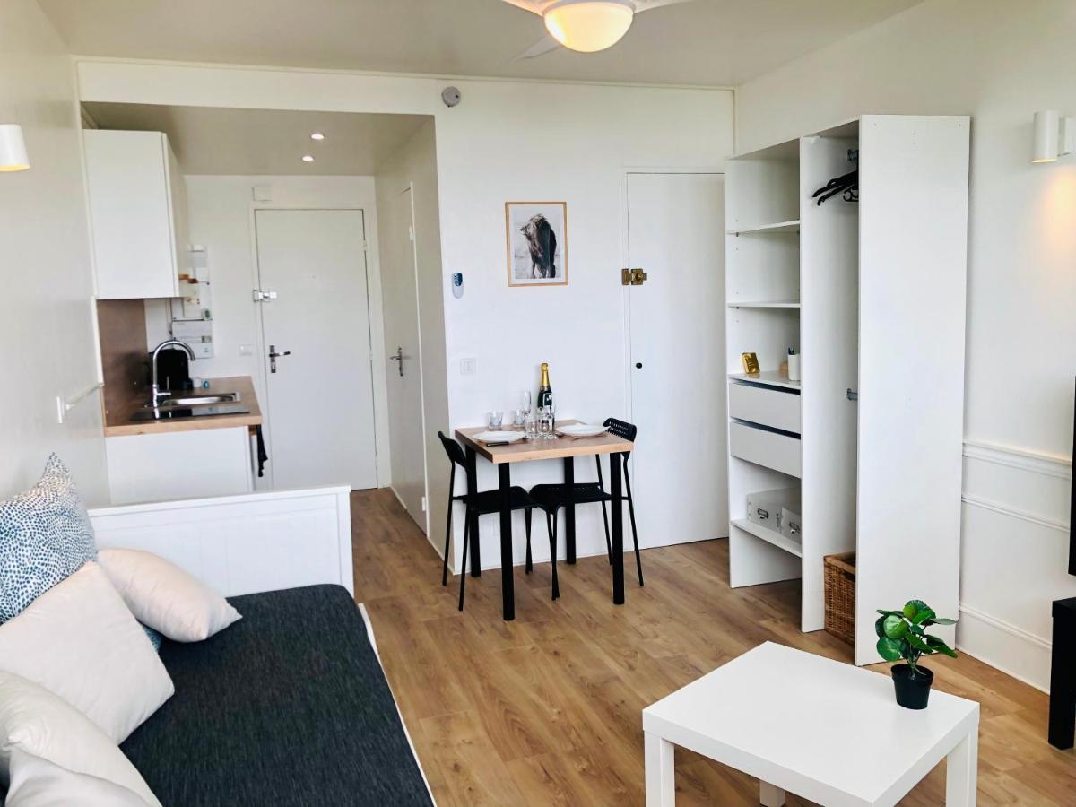 Superbe Appartement Front De Mer Villeneuve-Loubet Zewnętrze zdjęcie